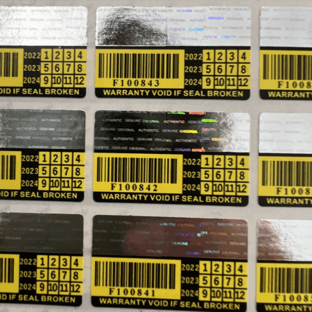 100 Adhesive Labels with Serial ID, Month and Year